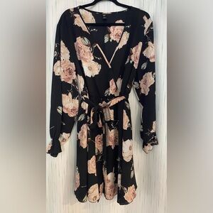 SHEIN Black and Pink Floral Robe